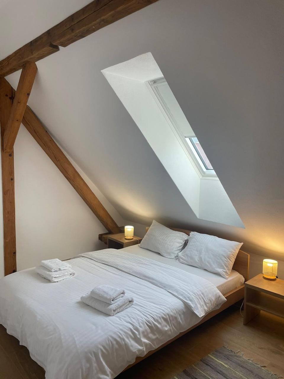 Residence 48 Beautiful Building Within Moments From The Old Town Of Brasov Bagian luar foto